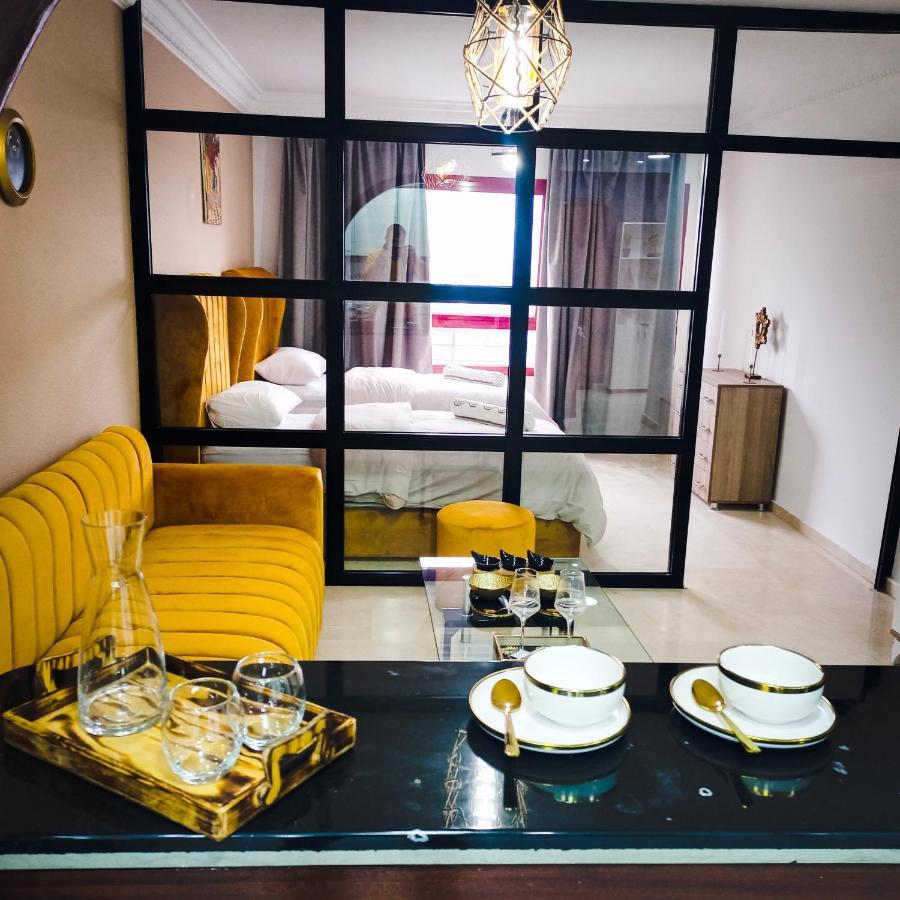 Nouveau Appartement Au Plein Centre Ville En Face Hilton Tangier Exterior photo